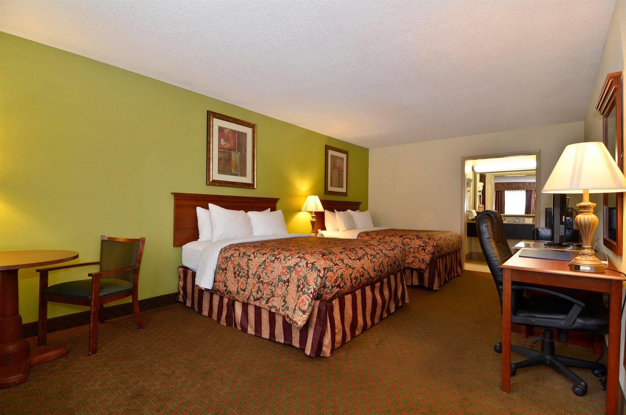 Best Western - Fayetteville מראה חיצוני תמונה