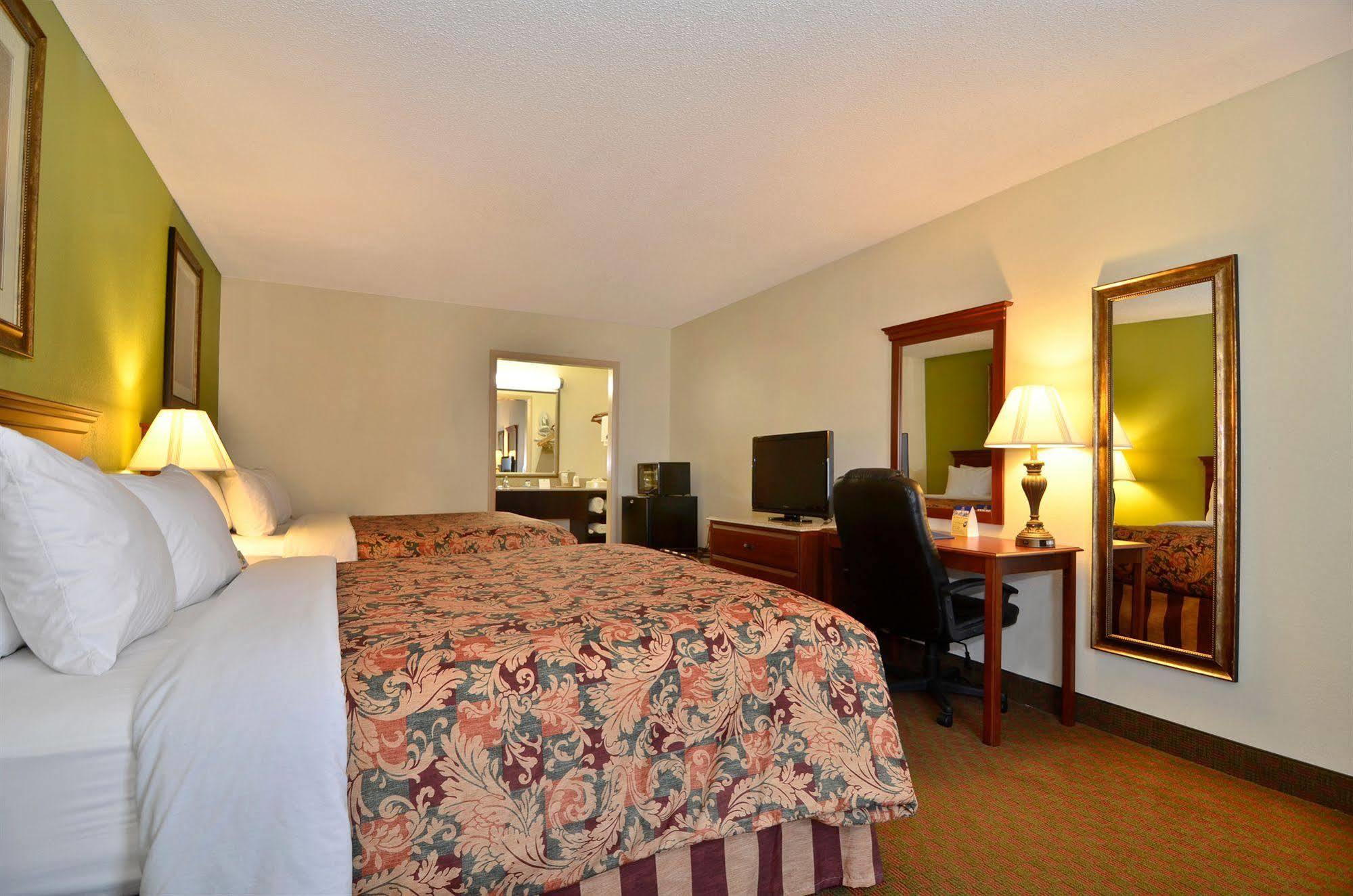Best Western - Fayetteville מראה חיצוני תמונה