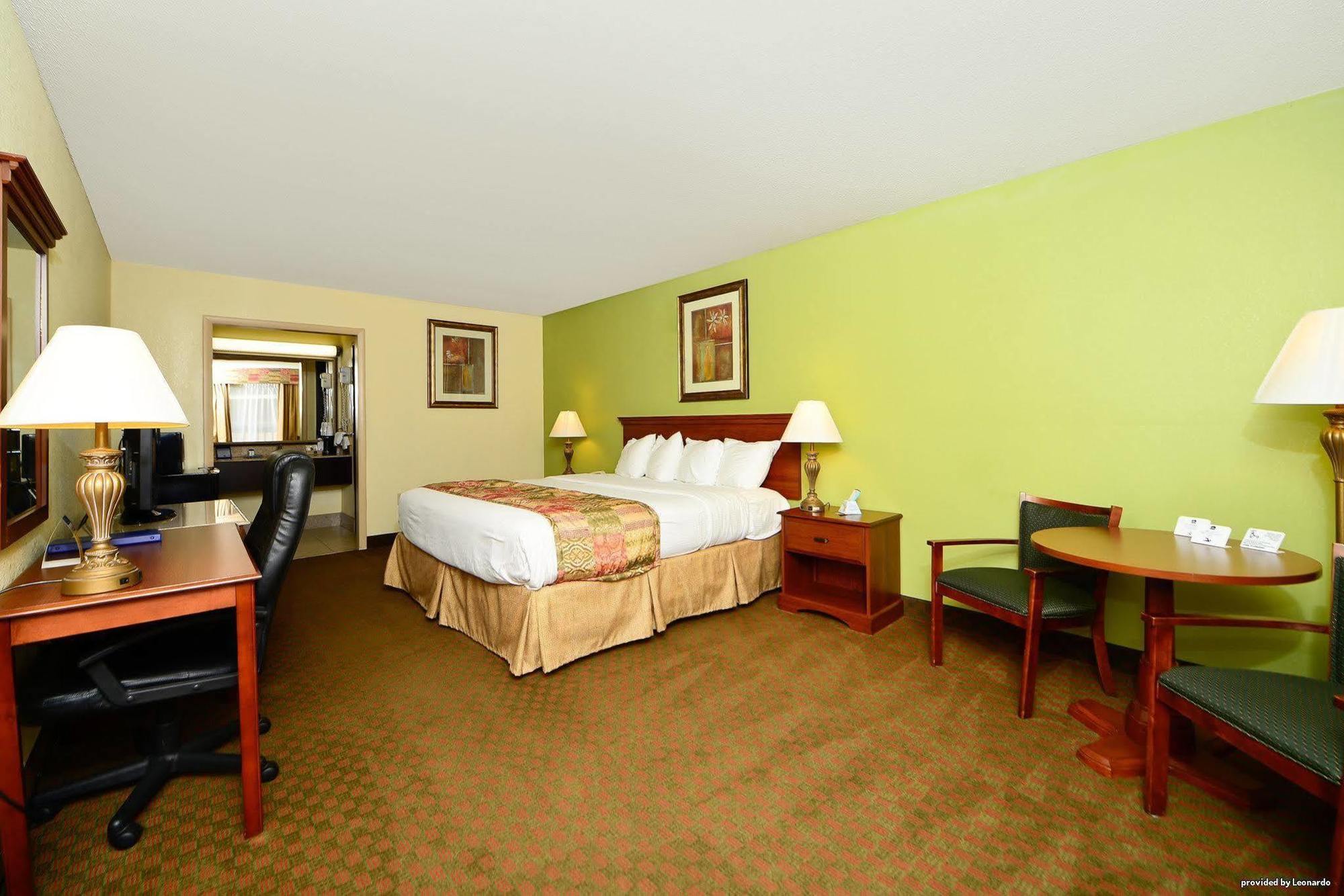 Best Western - Fayetteville מראה חיצוני תמונה