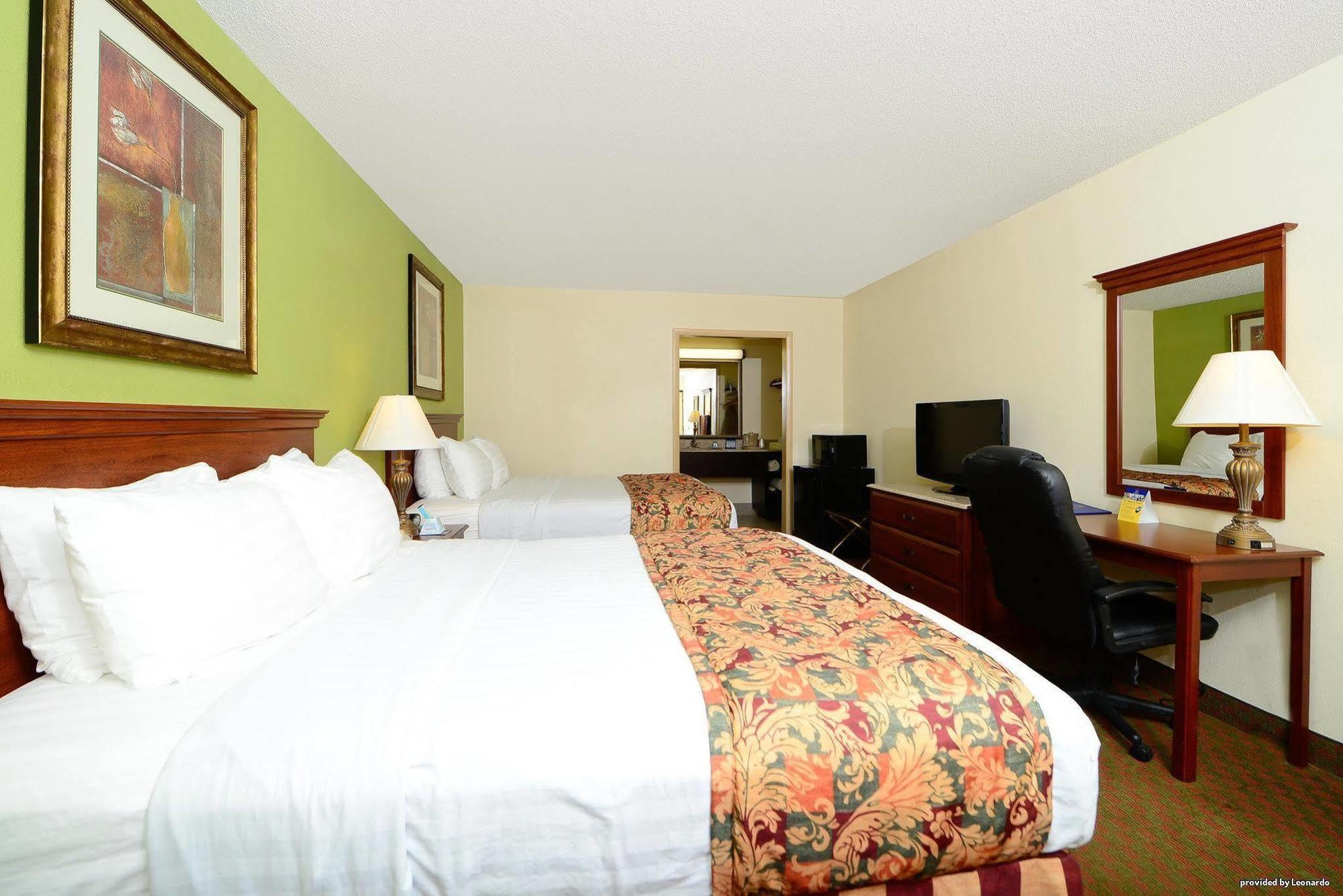 Best Western - Fayetteville מראה חיצוני תמונה
